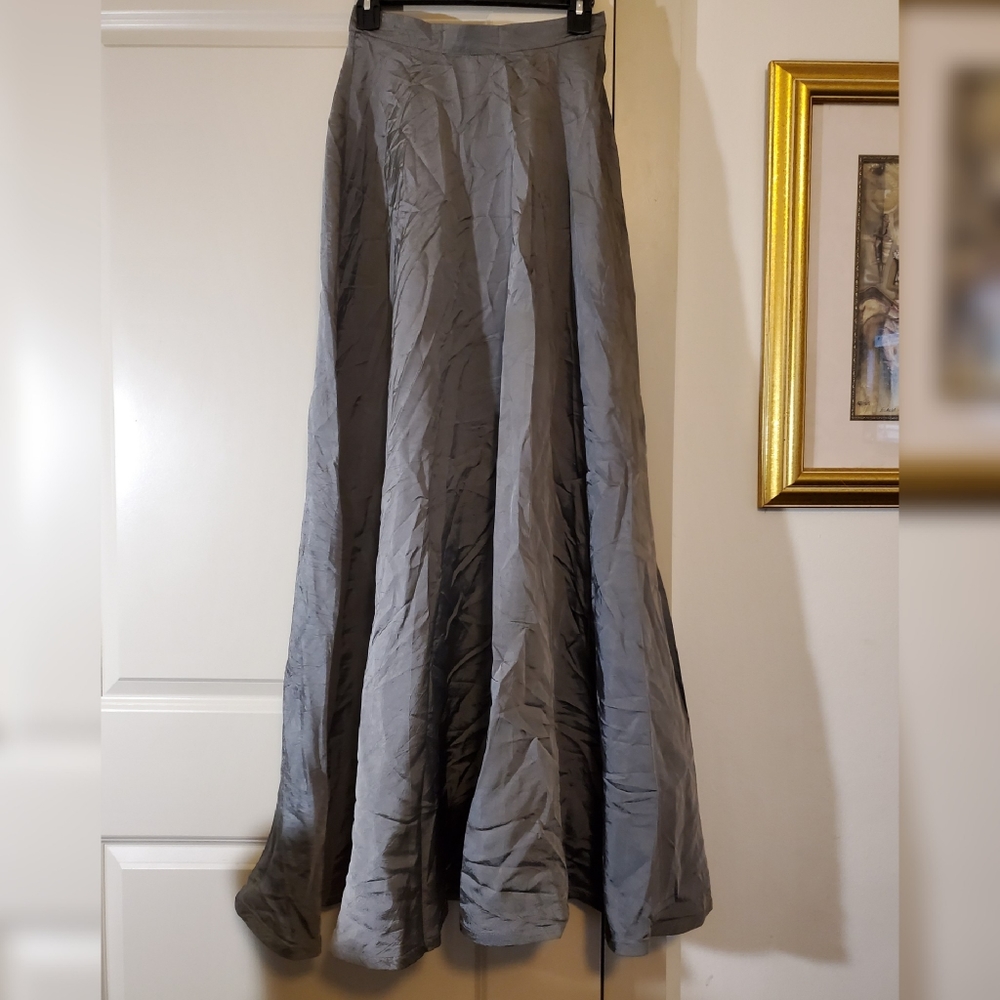 Jacqueline Ferrar Long skirt